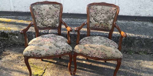 Starožitná 2x křesílka