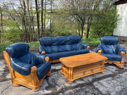 Kožená sedací souprava s masivním dubovým dřevem TOP STAV!!!